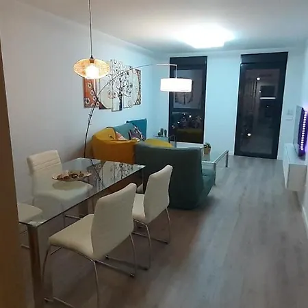 Apartment Teatinos *