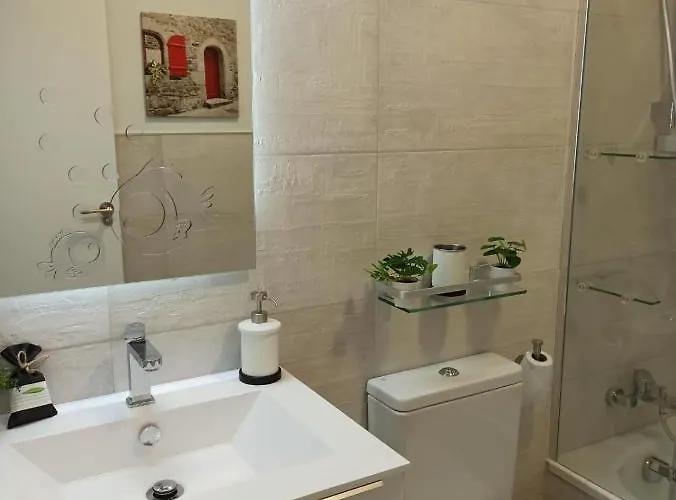 Teatinos شقة